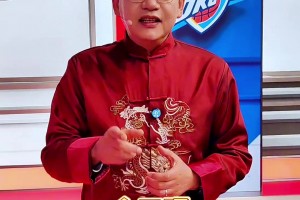 詹姆斯这个360转身扣篮，放在今年扣篮大赛能夺冠吗